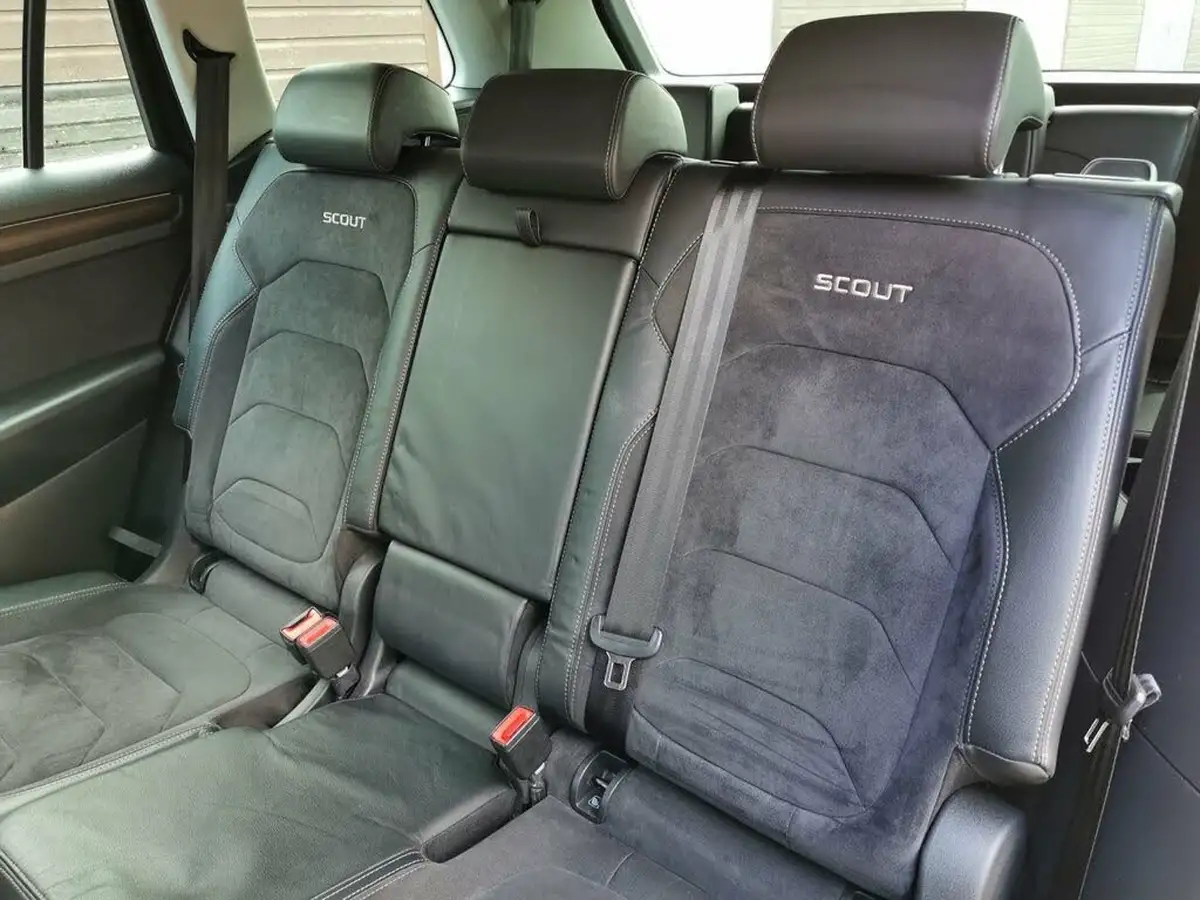2017-skoda-kodiaq-20-tsi-scout-big-28