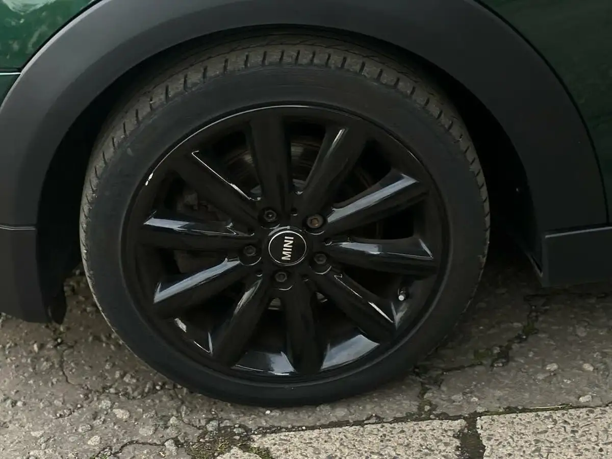 2015-mini-cooper-20-cooper-s-5d-sport-auto-big-4