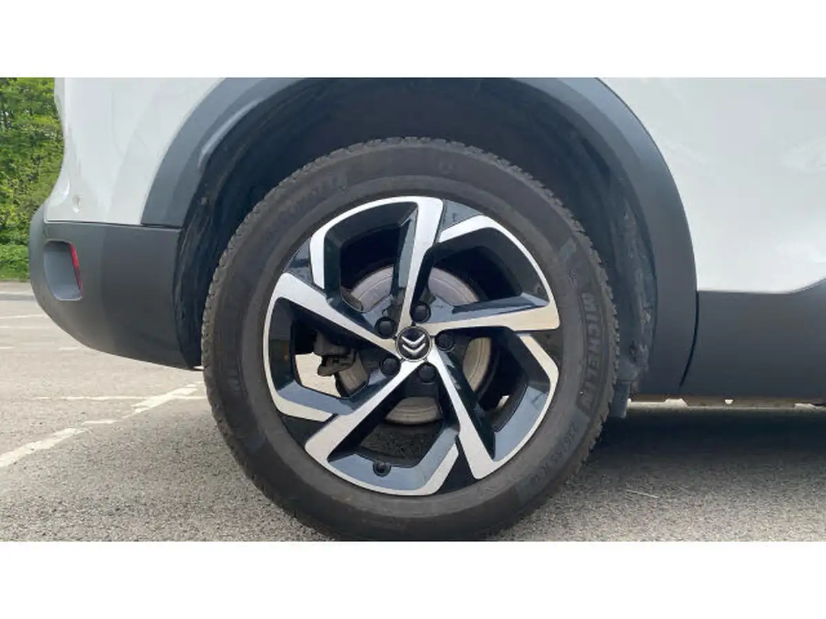 2021-citroen-c5-aircross-12-puretech-flair-big-6