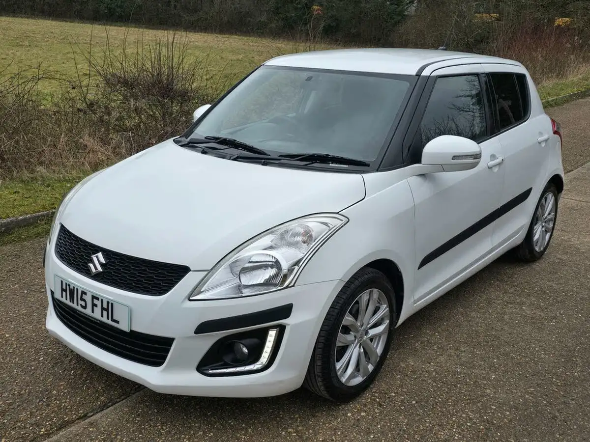 2015-suzuki-swift-12-sz4-90ps-5d-big-22