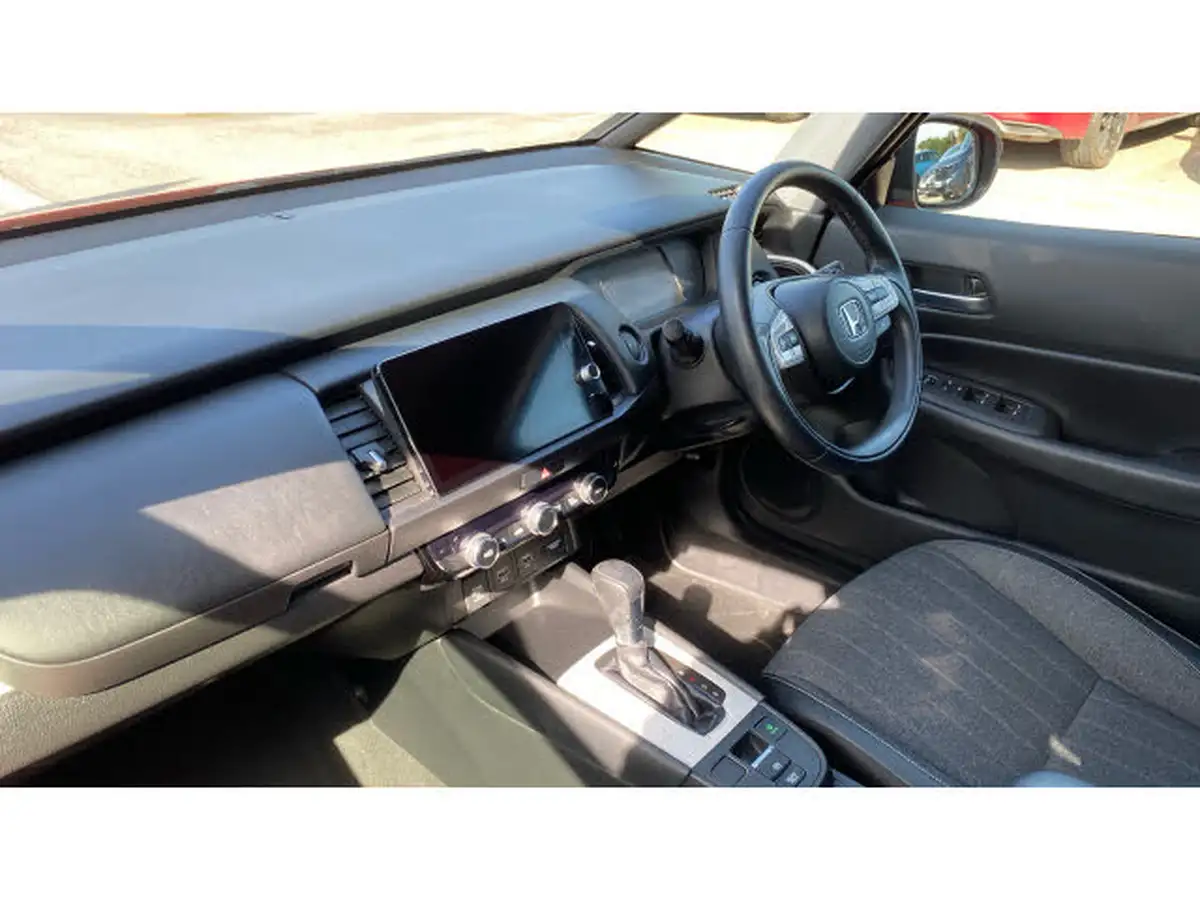 2022-honda-jazz-15-i-mmd-ex-107ps-big-1