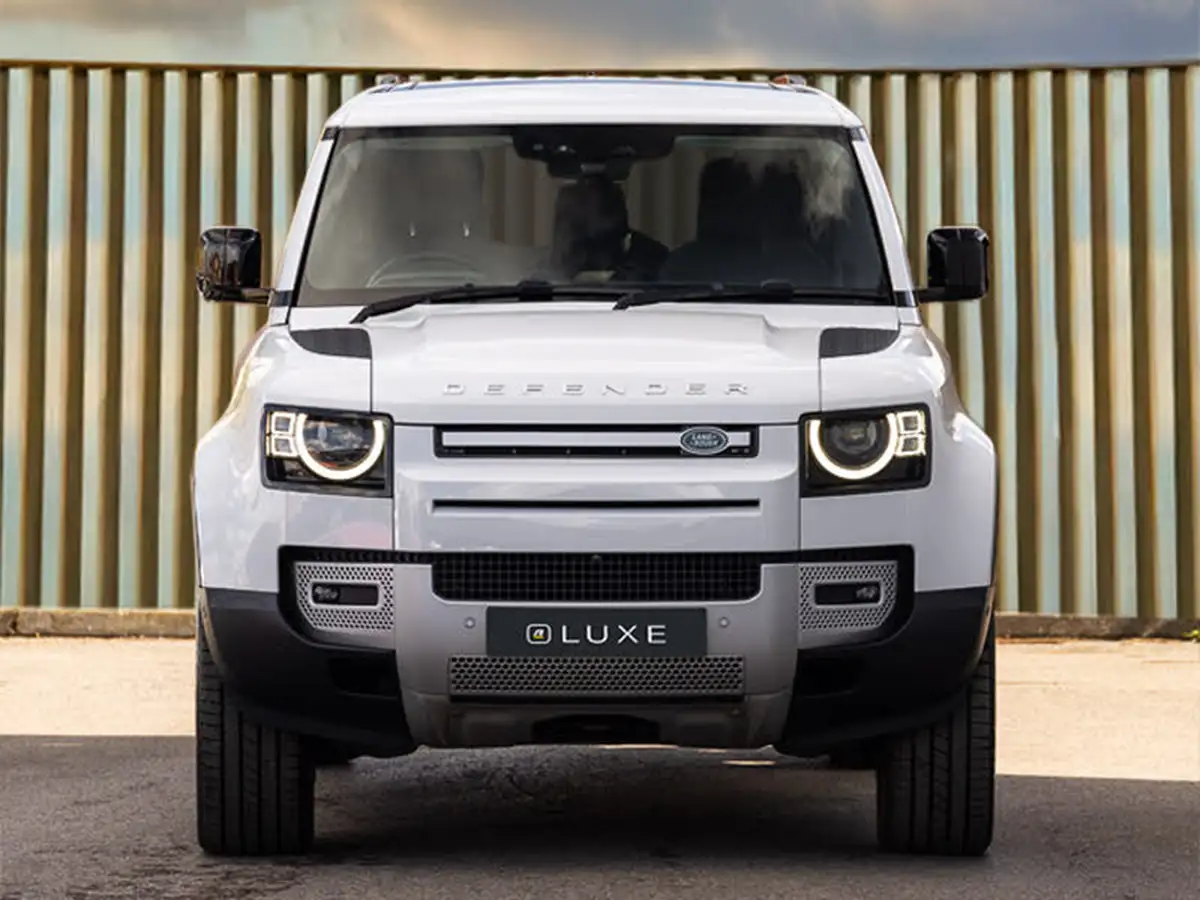 2020-land-rover-110-defender-20-d240-hse-110-big-9