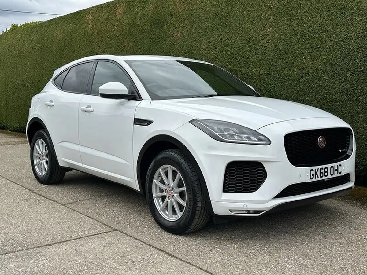 2018-jaguar-e-pace-20-i4d-r-dynamic-150ps-big-1