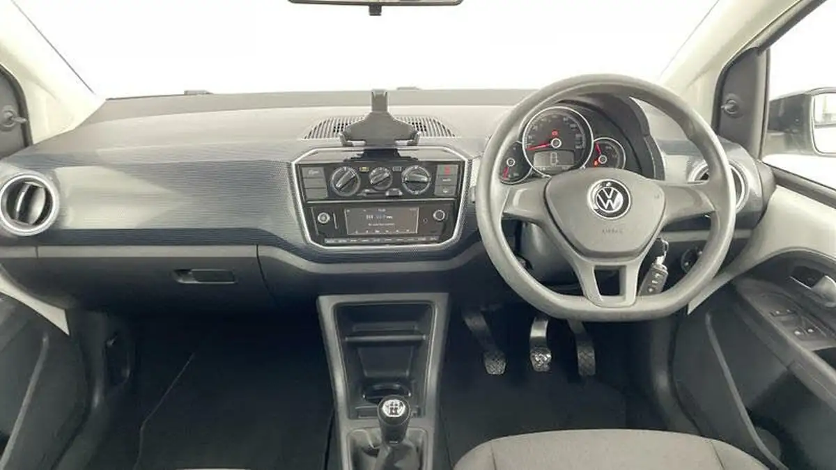 2021-volkswagen-up-10-up-black-edition-60ps-ss-big-7