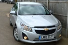 2013-chevrolet-cruze-16-lt-hatchback-auto-small-2
