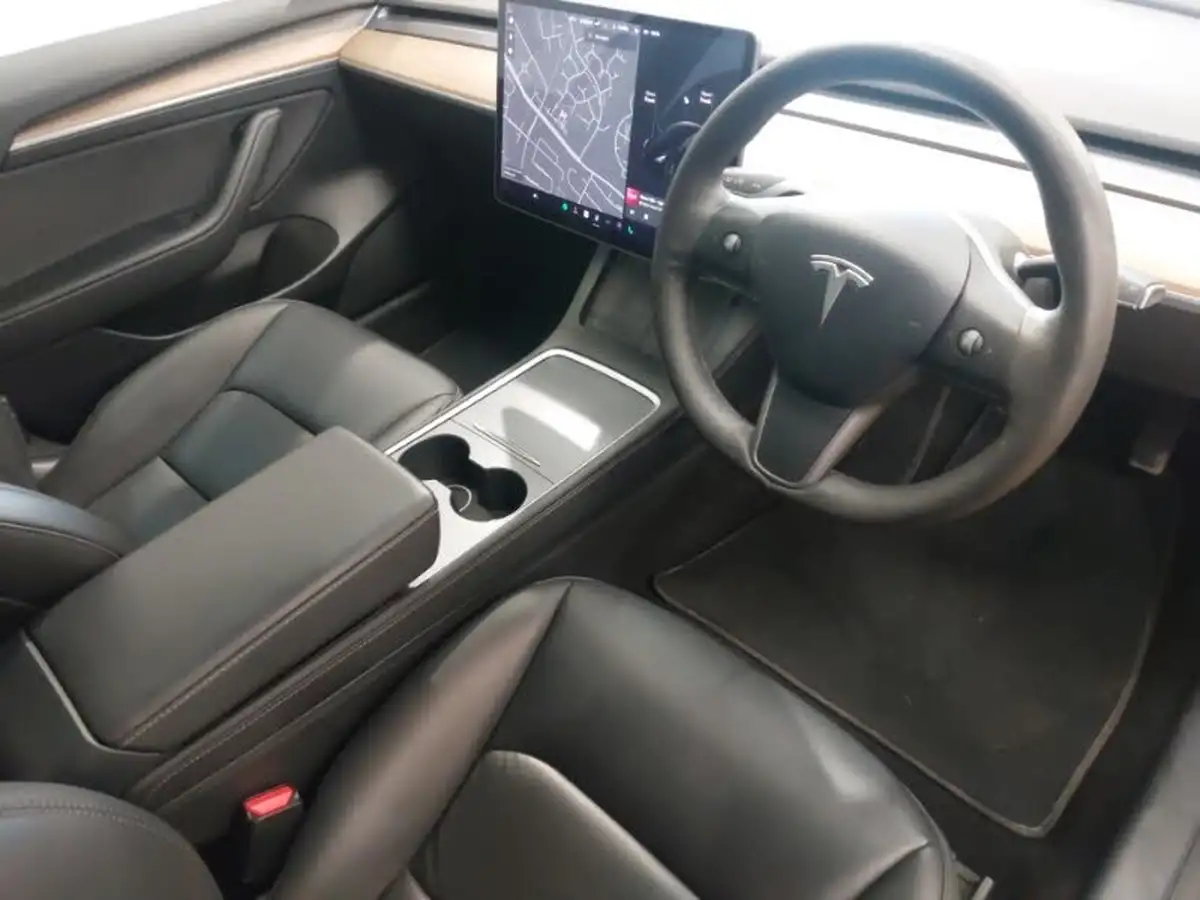 2021-tesla-model-3-e-long-range-4x4-big-17