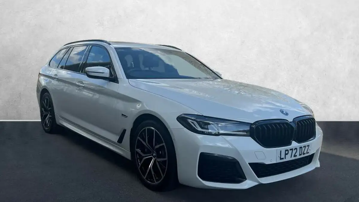 2022-bmw-5-series-20-530e-m-sport-touring-5d-big-0