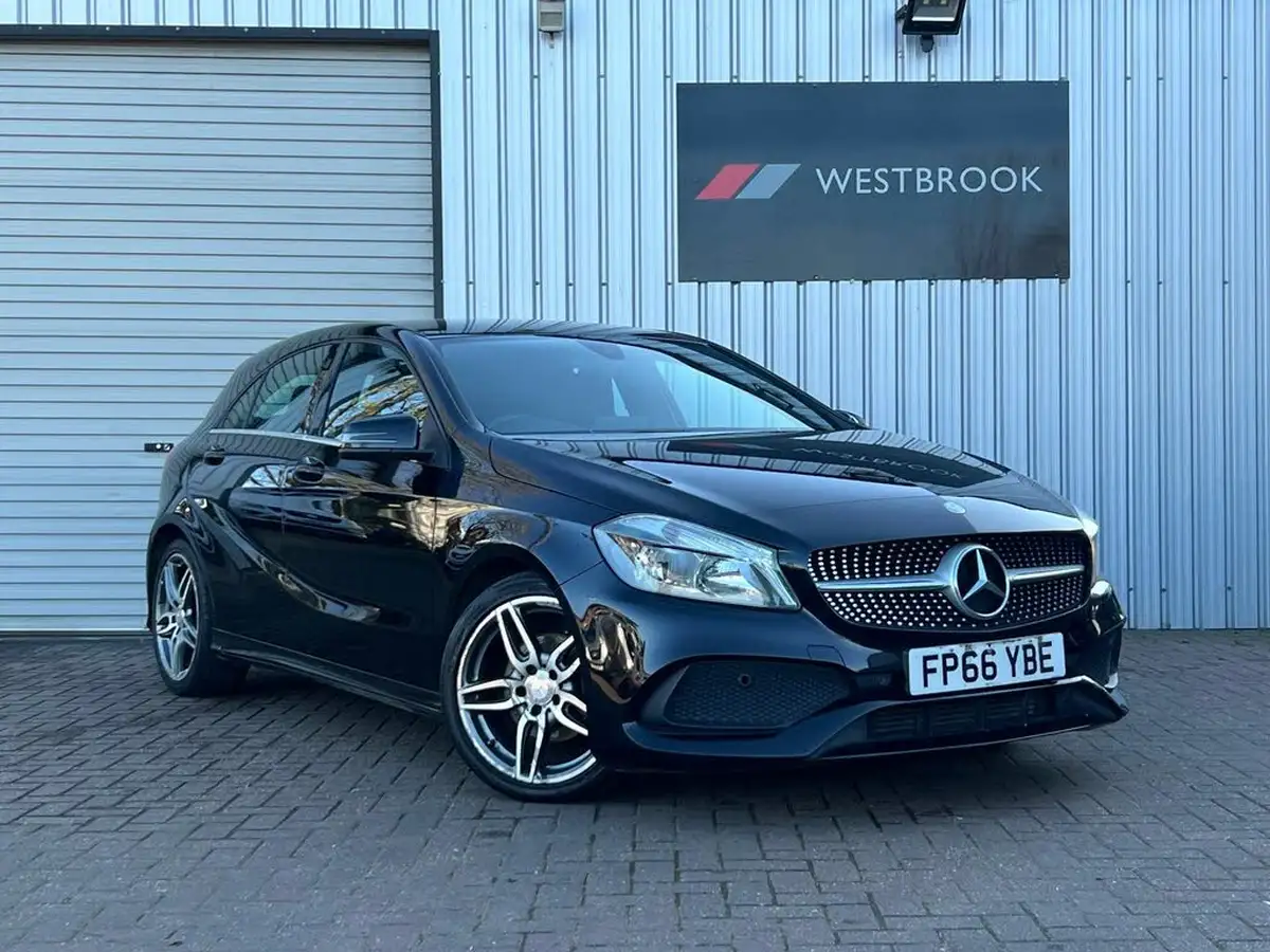 2016-mercedes-benz-a-class-15d-a180d-amg-line-ss-big-4