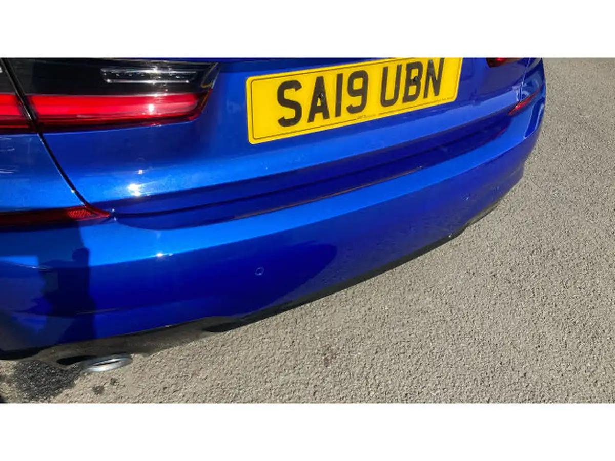 2019-bmw-3-series-20-330i-m-sport-255bhp-saloon-4d-big-26