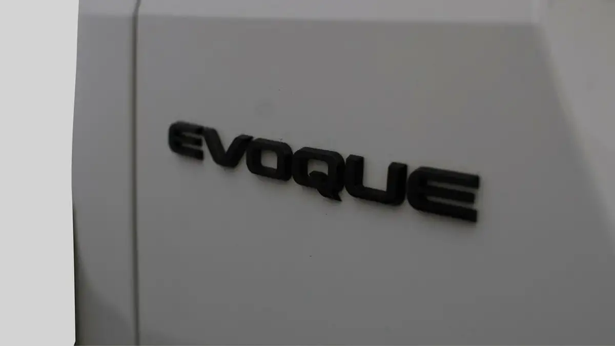 2022-land-rover-range-rover-evoque-20-d165-s-big-19
