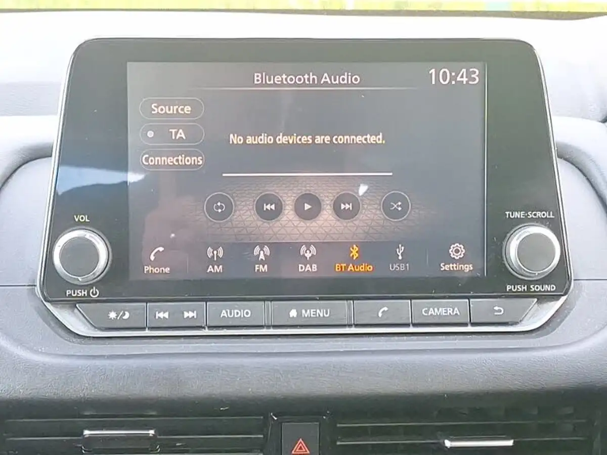 2022-nissan-qashqai-13-dig-t-acenta-premium-140ps-big-10