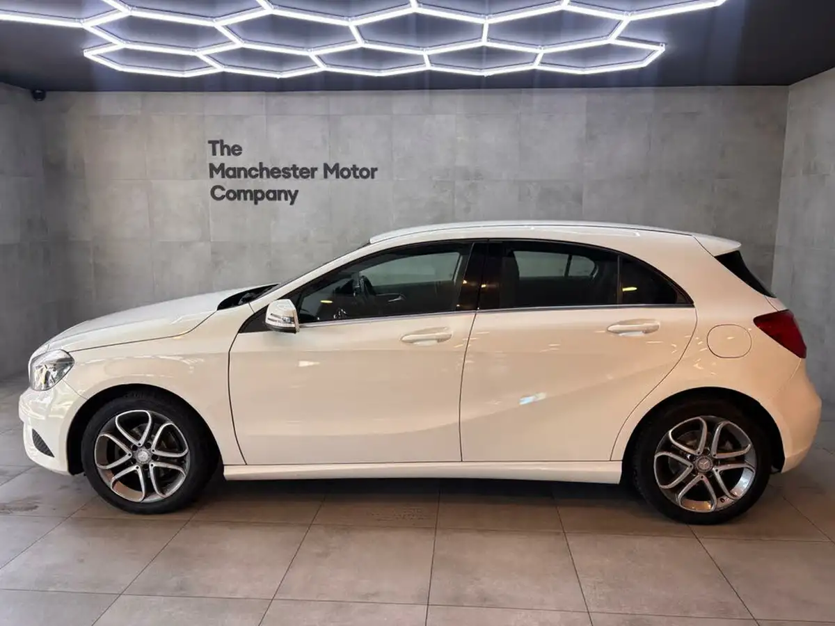 2015-mercedes-benz-a-class-15-cdi-a180-sport-109ps-7g-dct-big-14