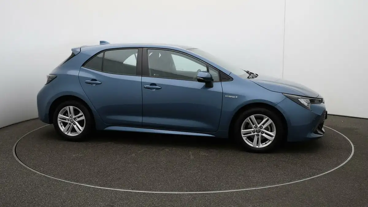 2021-toyota-corolla-18-vvt-i-icon-tech-trk-hatchback-5d-big-39