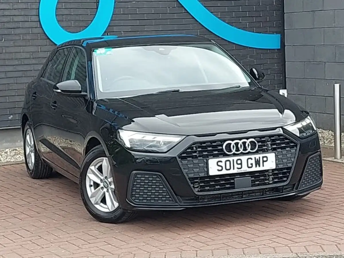 2019-audi-a1-10-30-tfsi-se-s-tronic-big-0