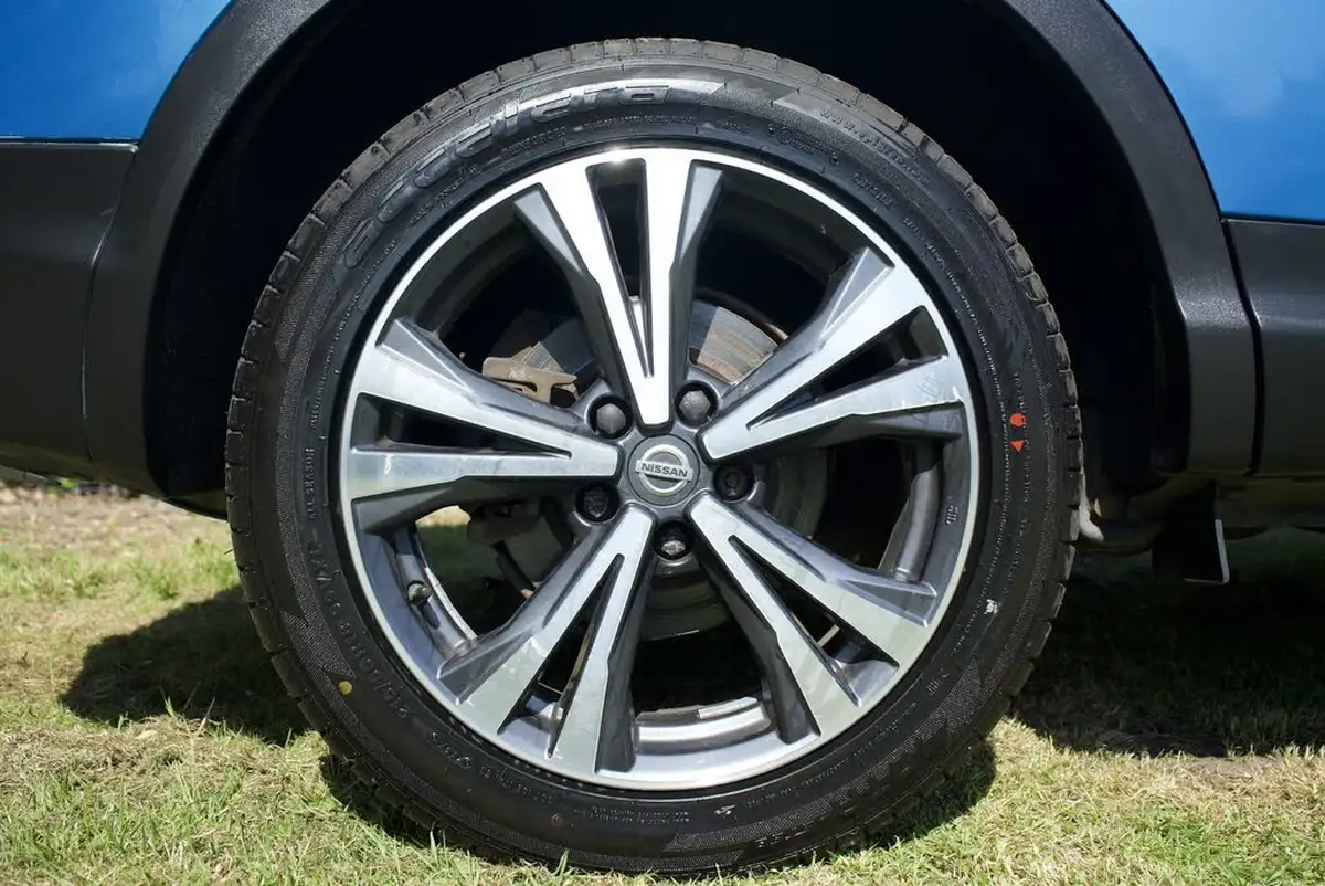 2018-nissan-qashqai-12-dig-t-n-connecta-big-35