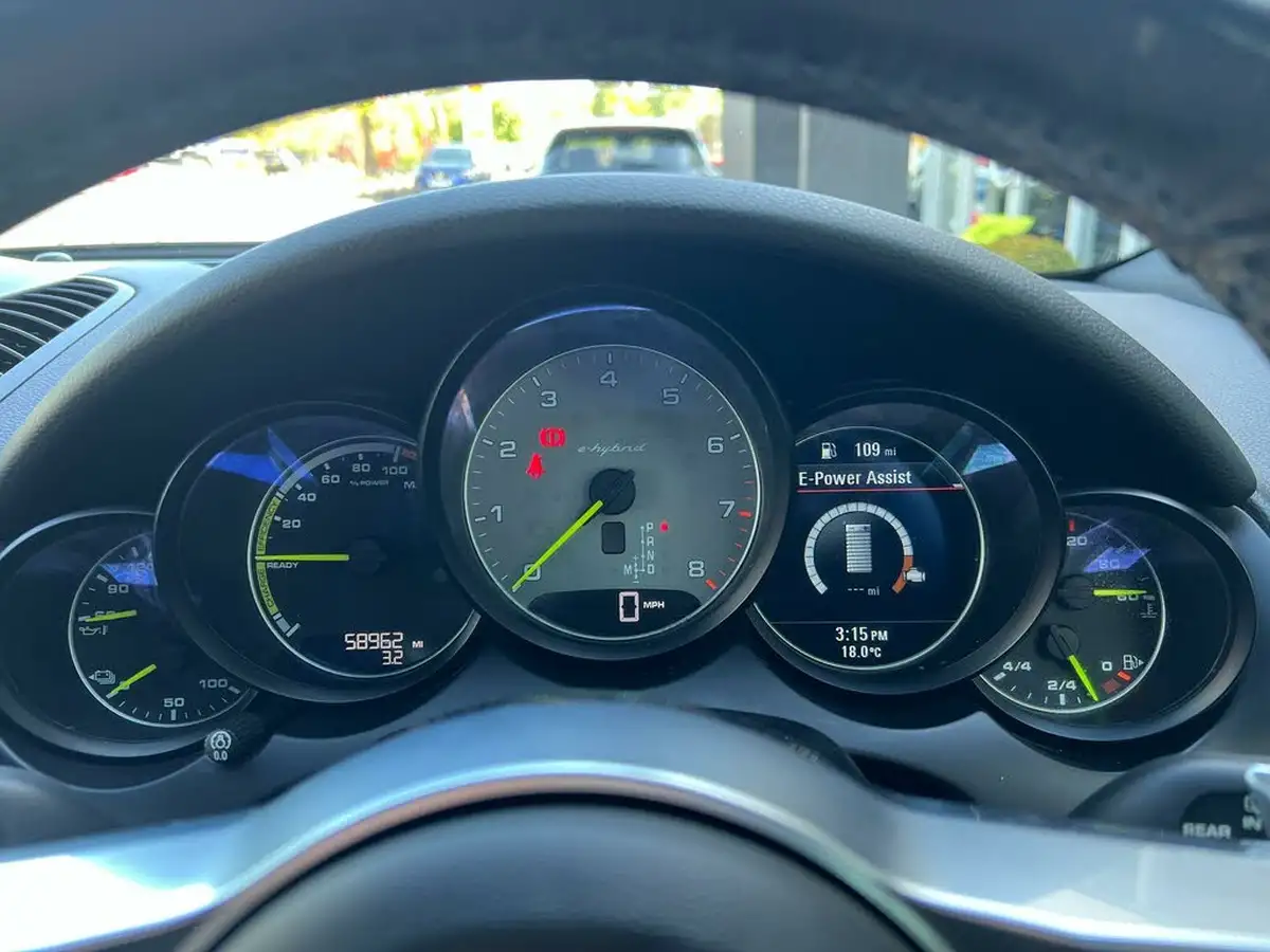2018-porsche-cayenne-30-s-e-hybrid-platinum-edition-big-31