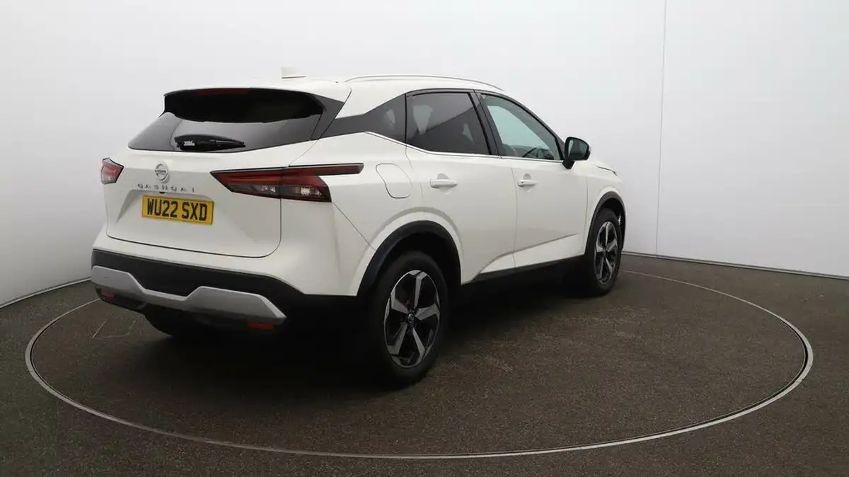 2022-nissan-qashqai-13-dig-t-n-connecta-140ps-big-45