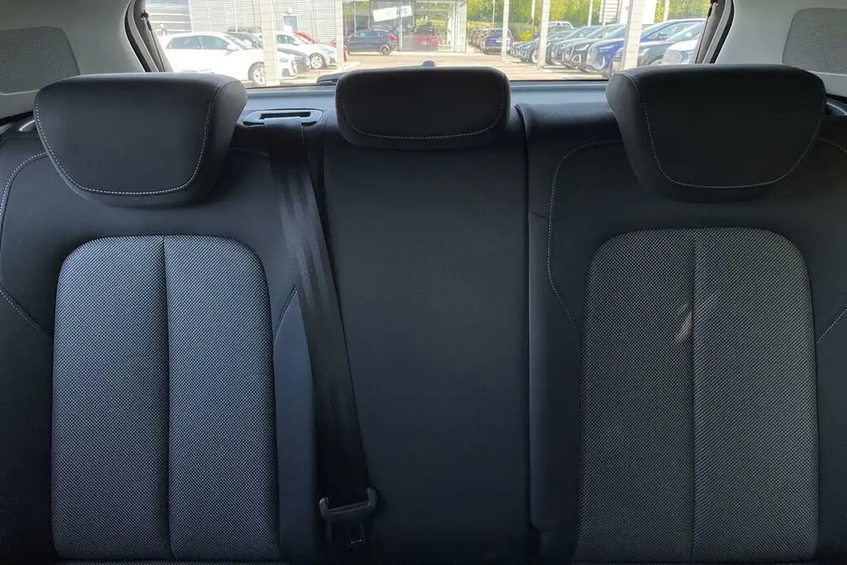 2021-audi-q2-15-35-tfsi-sport-big-31