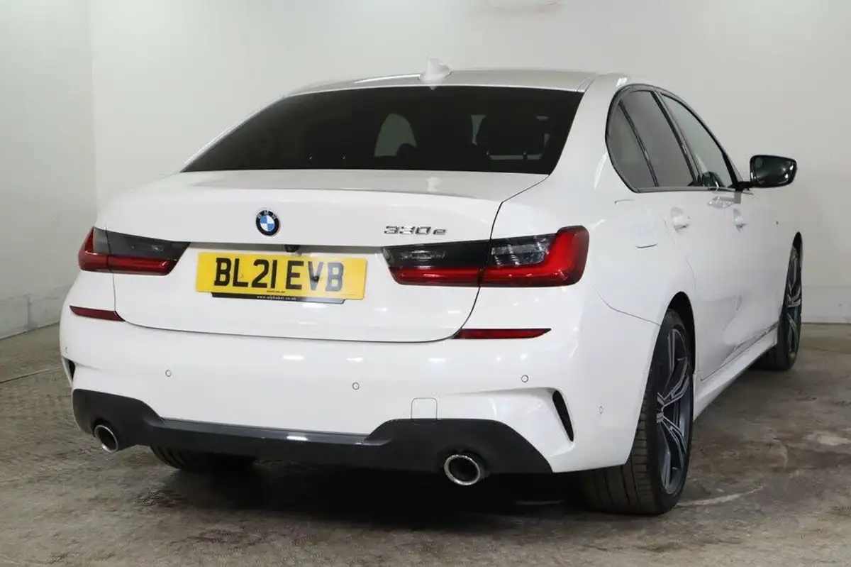 2021-bmw-3-series-20-330e-m-sport-tech-packpro-pack-saloon-4d-big-7