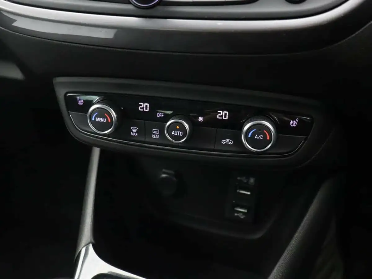 2022-vauxhall-crossland-12-ultimate-130ps-big-19