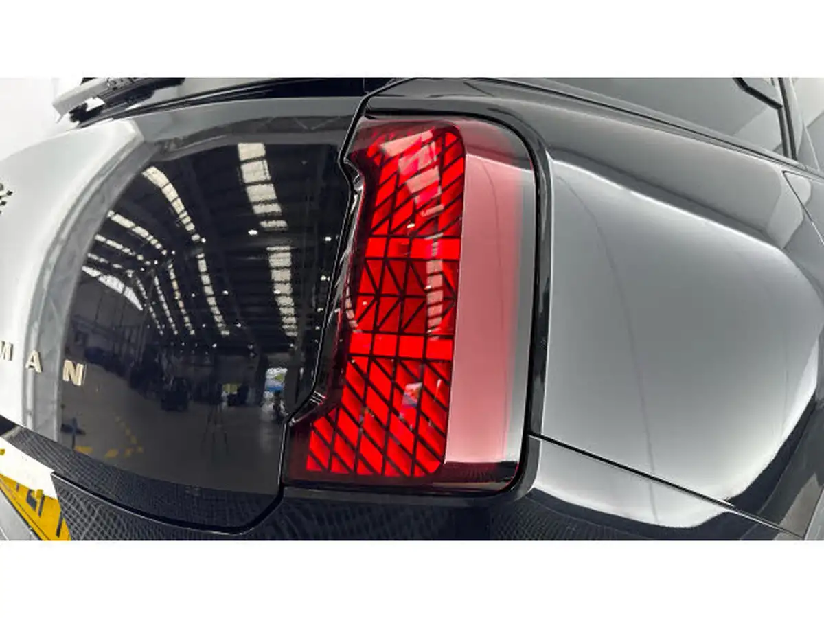 2024-mini-countryman-e-cooper-e-exclusive-big-24