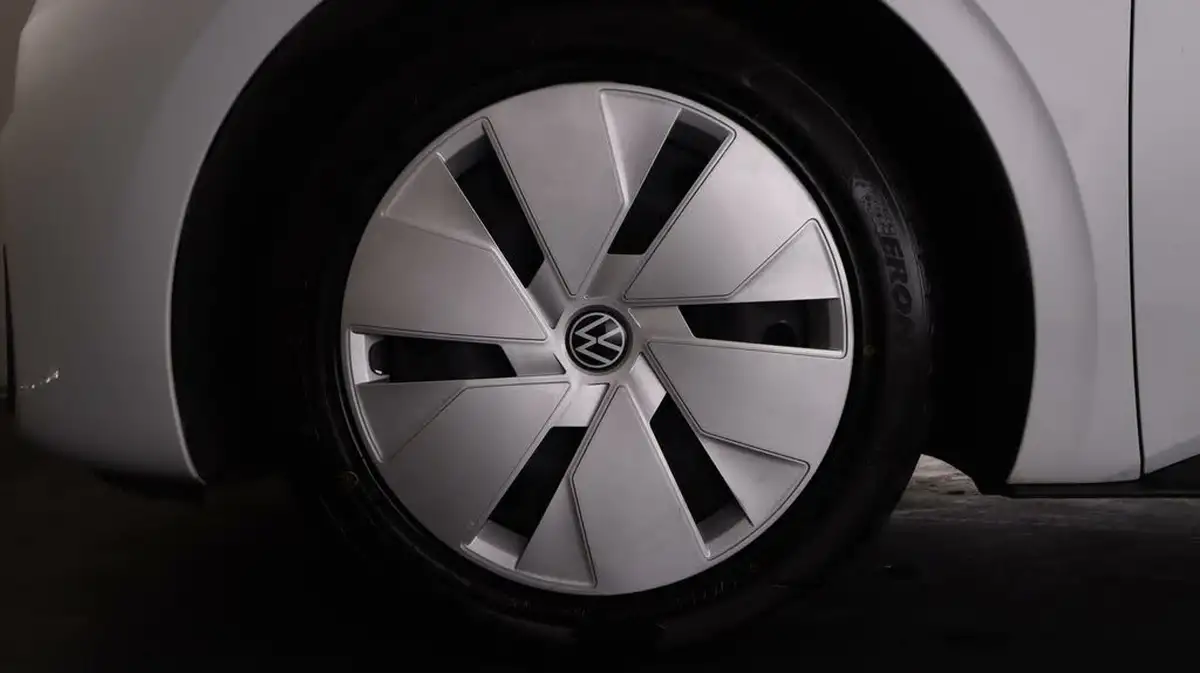 2020-volkswagen-id3-e-business-big-17
