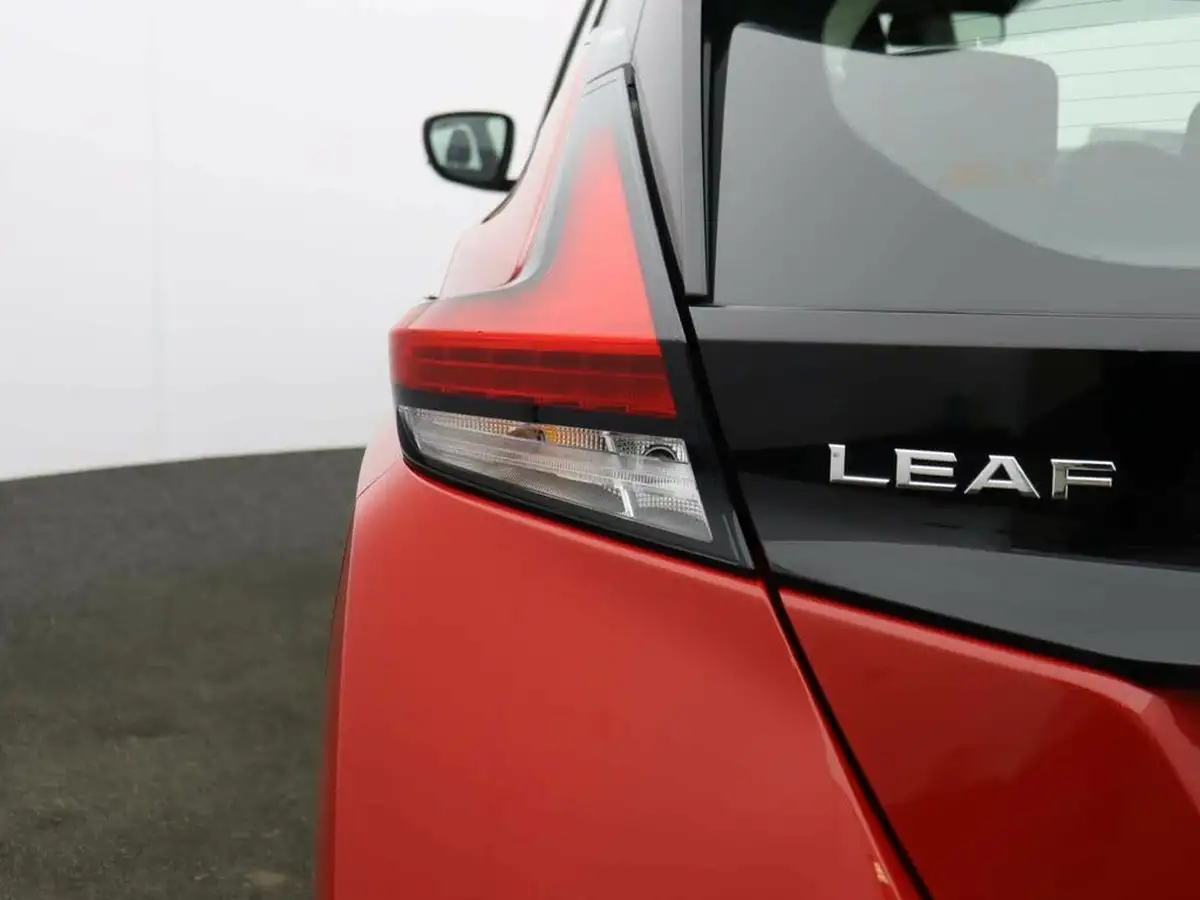 2022-nissan-leaf-e-acenta-big-37