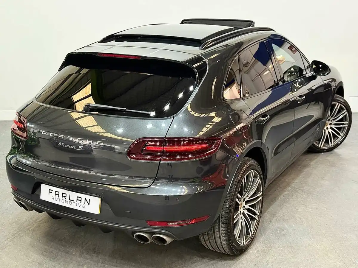 2016-porsche-macan-30td-s-big-25