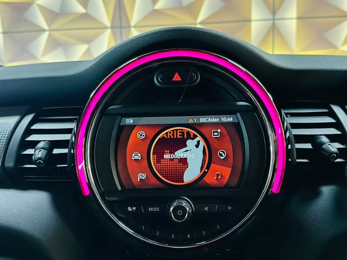 2020-mini-cooper-15-cooper-sport-hatchback-3d-big-40