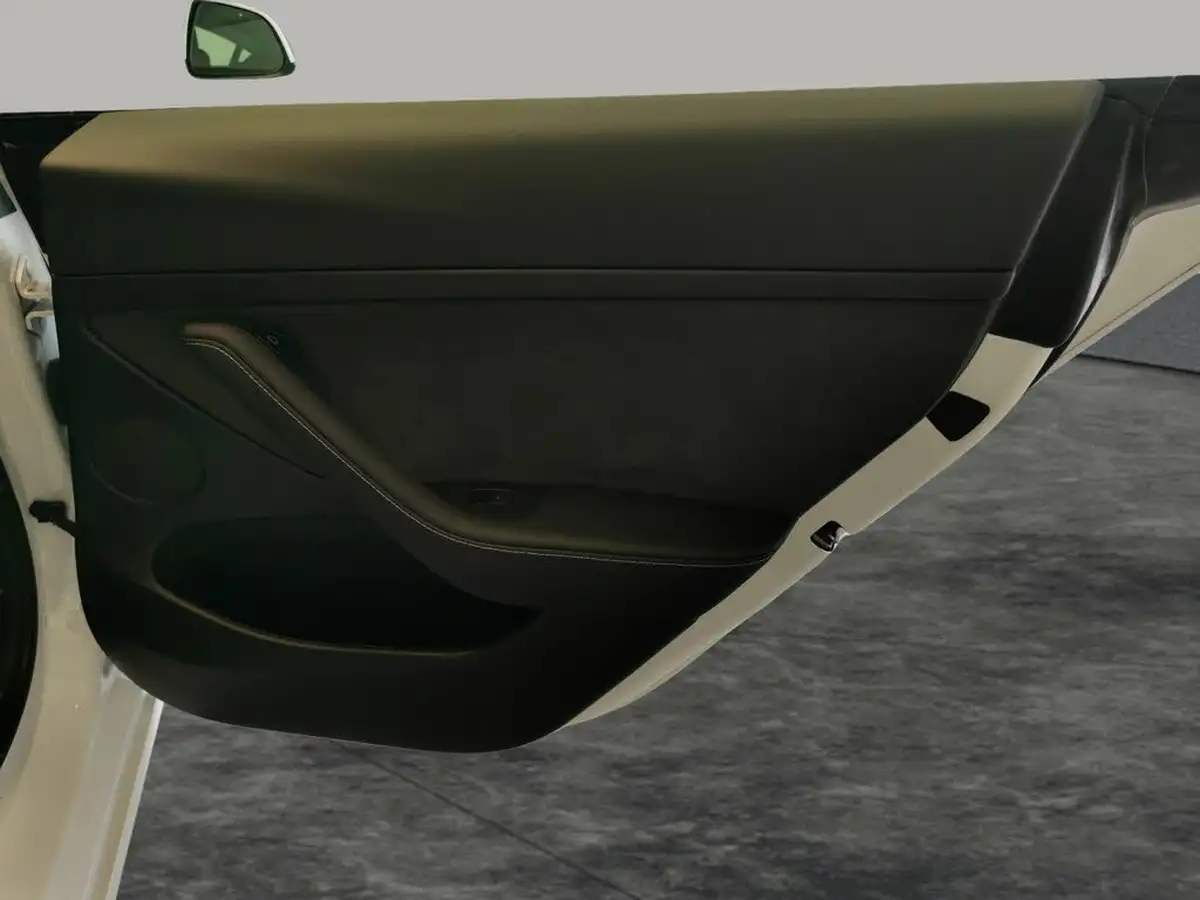 2021-tesla-model-3-e-long-range-awd-big-34