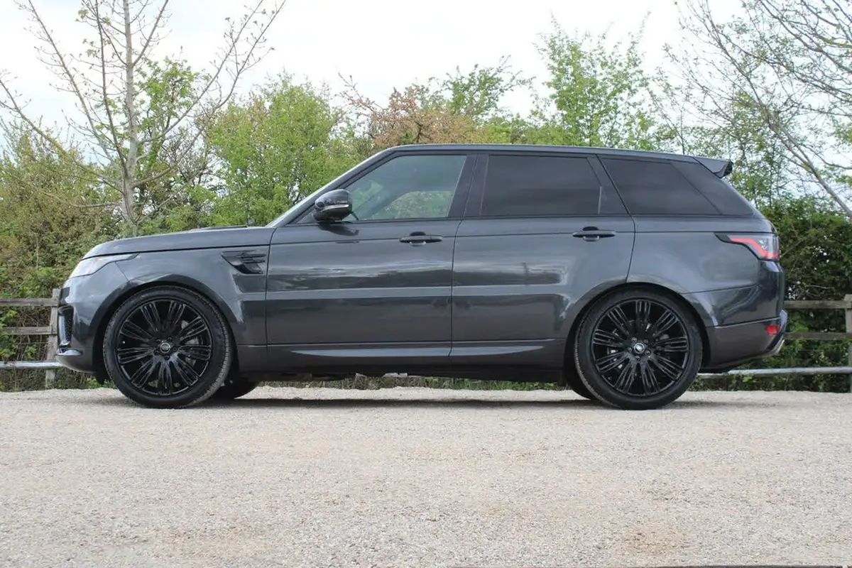 2018-land-rover-range-rover-sport-30-v6-hse-dynamic-big-17