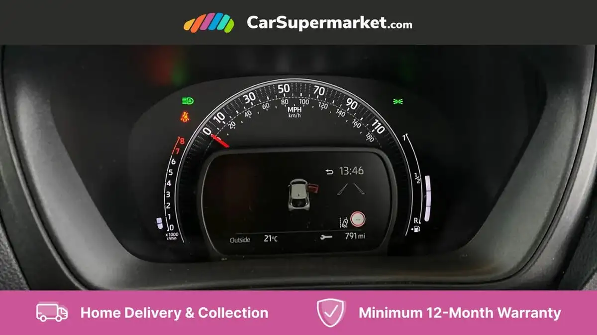 2023-toyota-aygo-x-10-vvt-i-pure-big-14