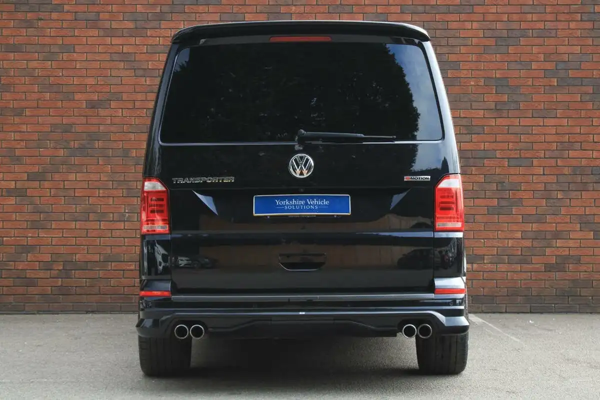 2019-volkswagen-transporter-big-41