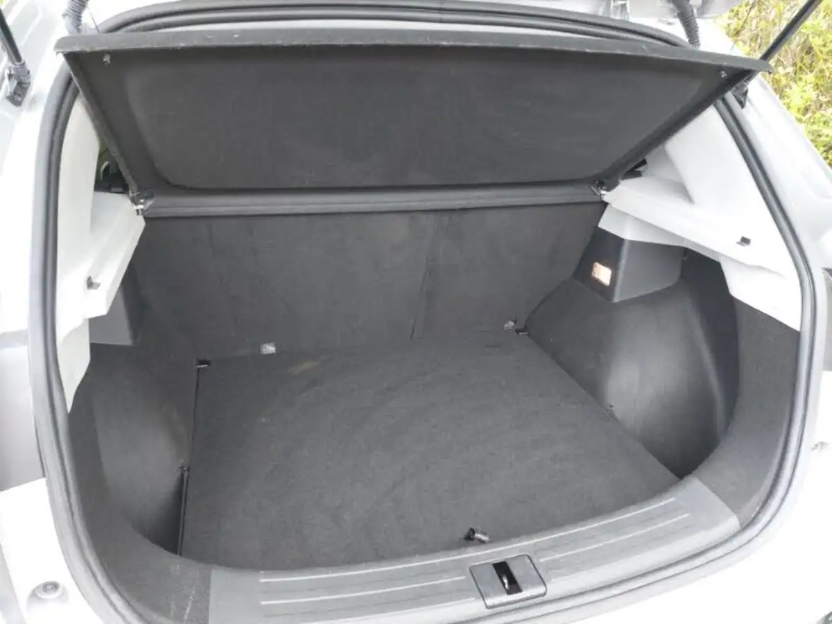 2023-mg-zs-suv-15-vti-tech-exclusive-big-7