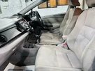 2011-honda-insight-13-se-small-20