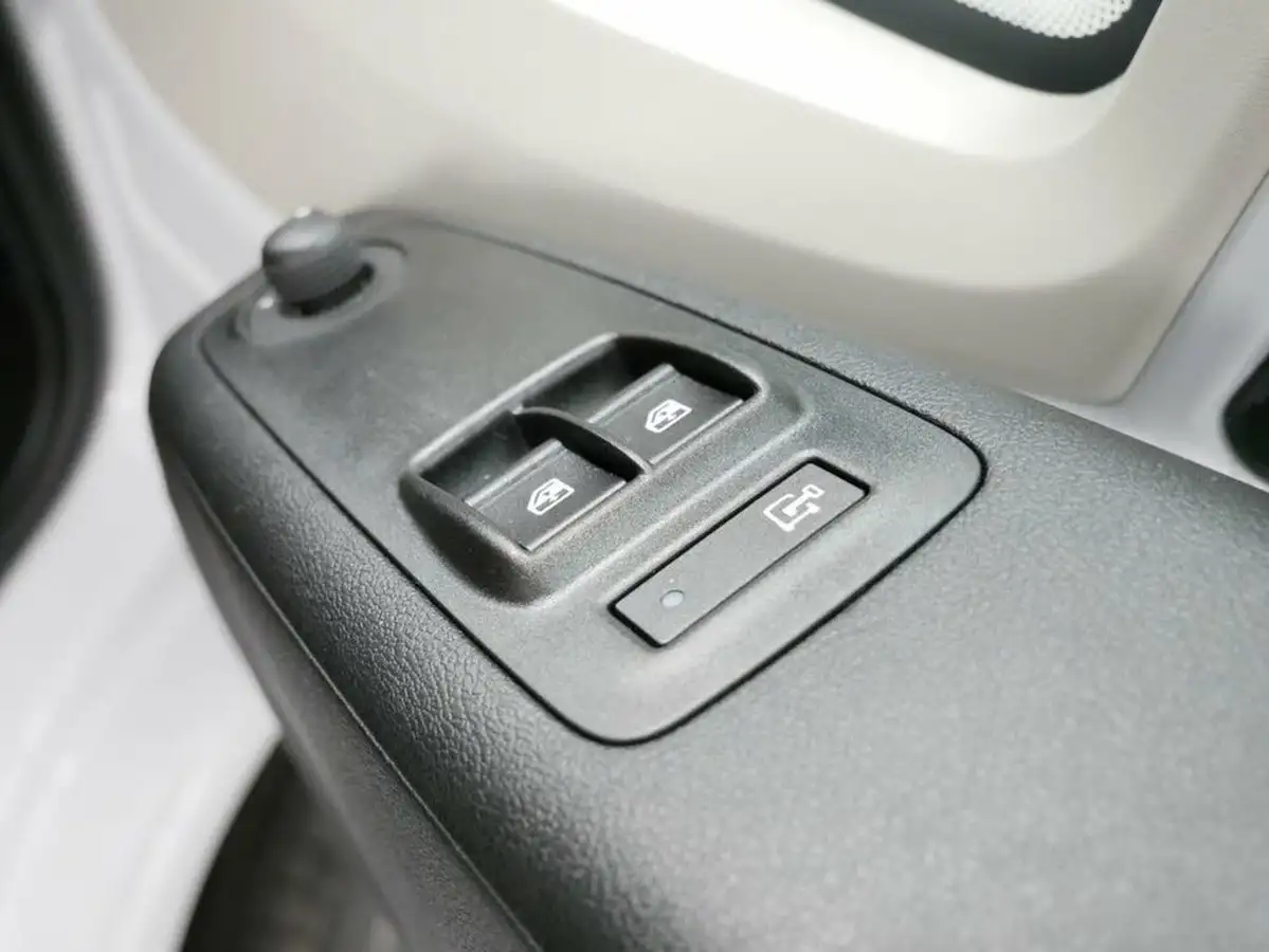 2023-citroen-relay-22bluehdi-35-l3h2-enterprise-edition-panel-big-27
