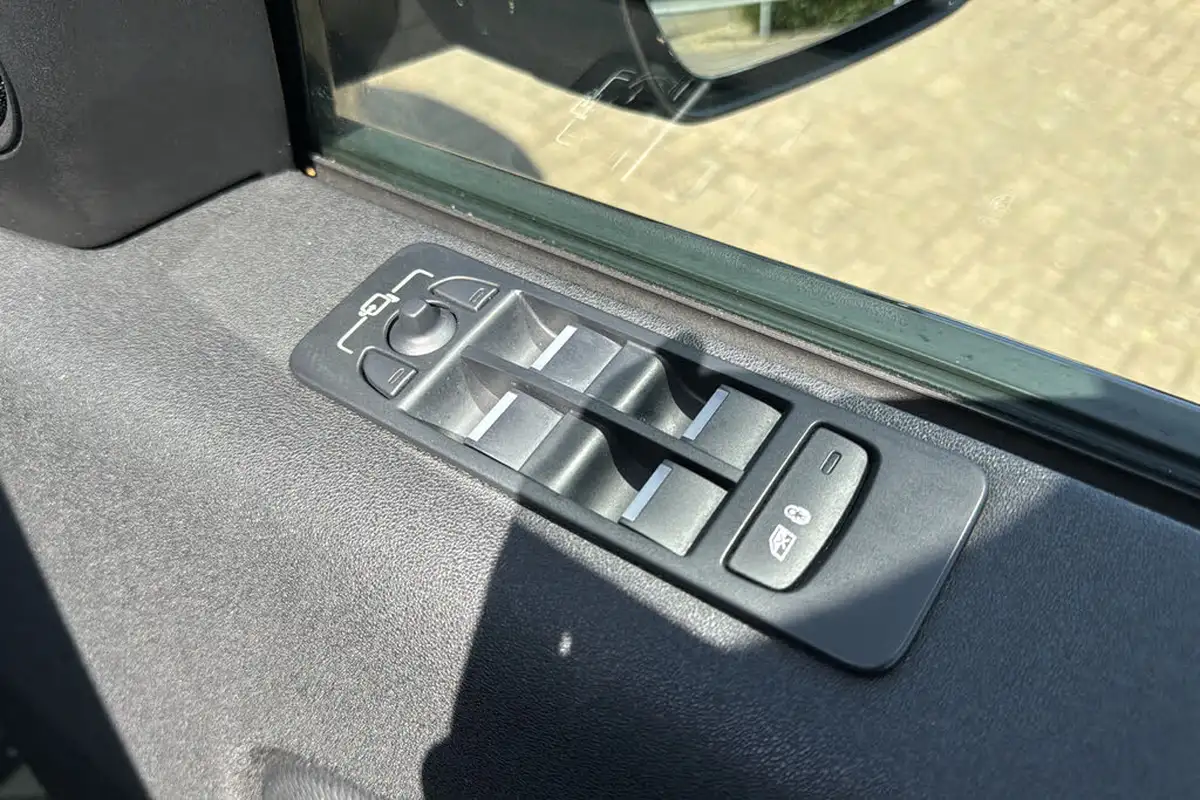 2021-land-rover-discovery-sport-20-p250-r-dynamic-se-250ps-big-28