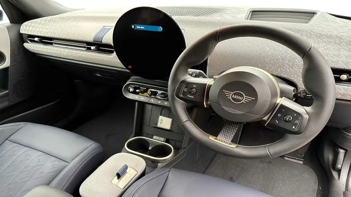 2024-mini-cooper-20-cooper-s-exclusive-201bhp-hatchback-5d-auto-big-7