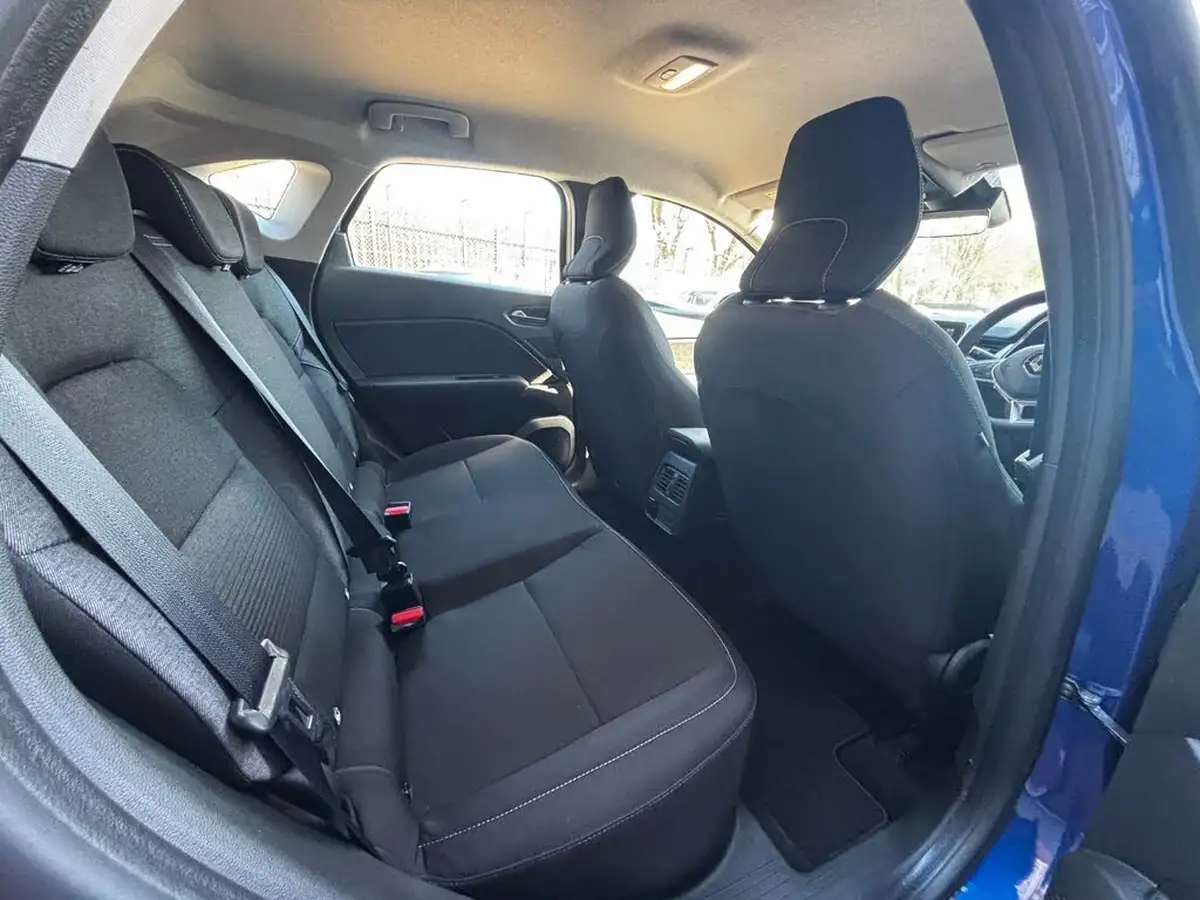 2020-renault-captur-10-tce-play-100bhp-big-16