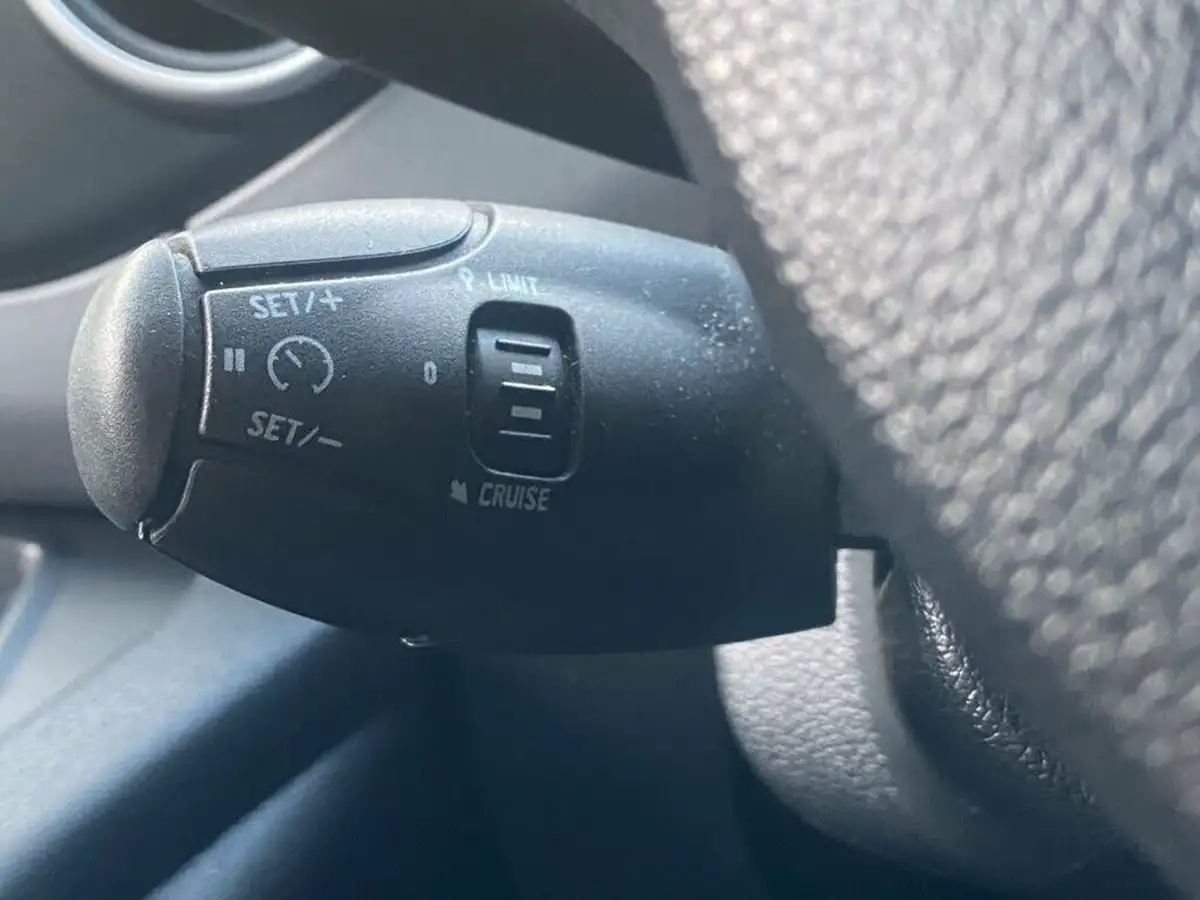 2017-peugeot-partner-12-puretech-tepee-active-big-37