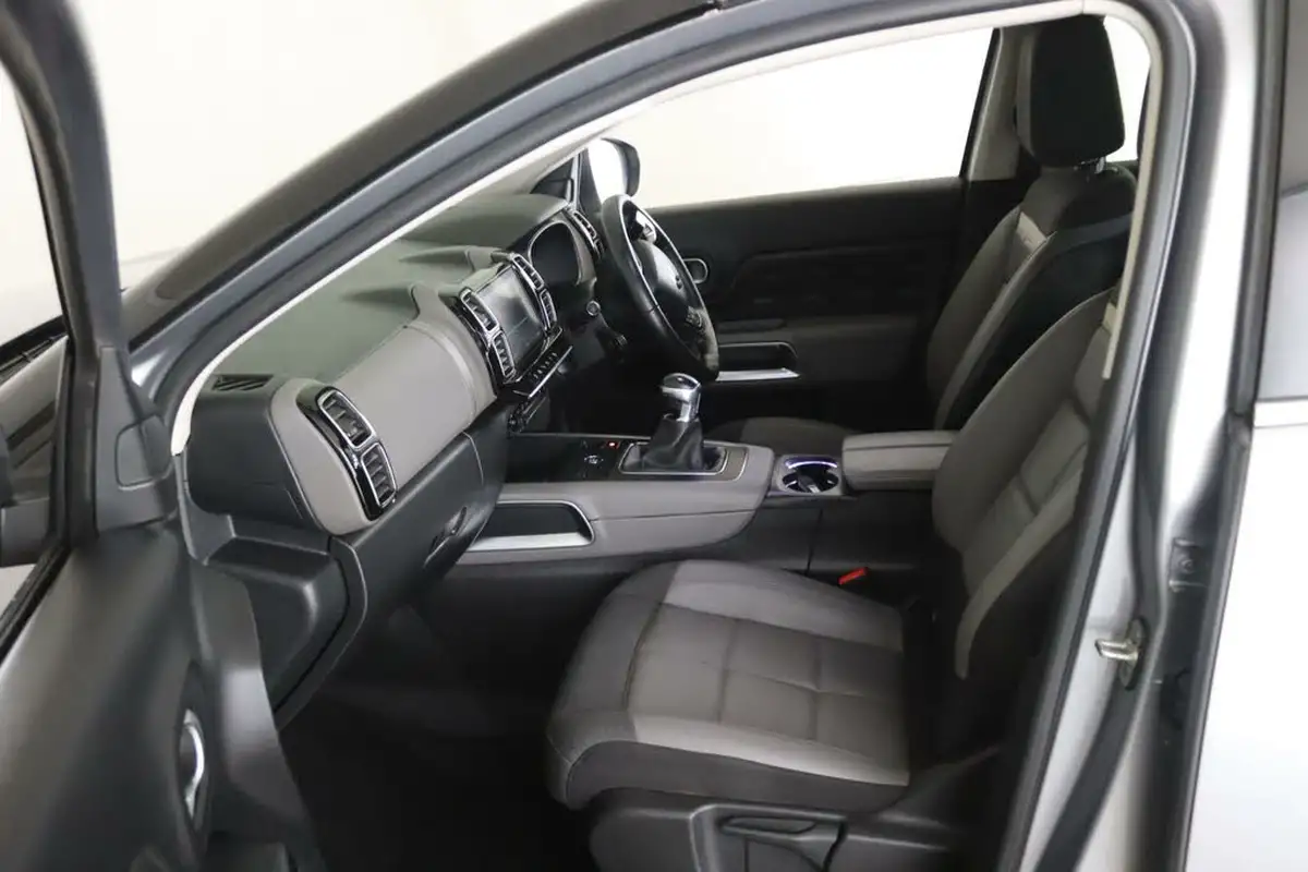 2021-citroen-c5-aircross-15bluehdi-shine-plus-big-10