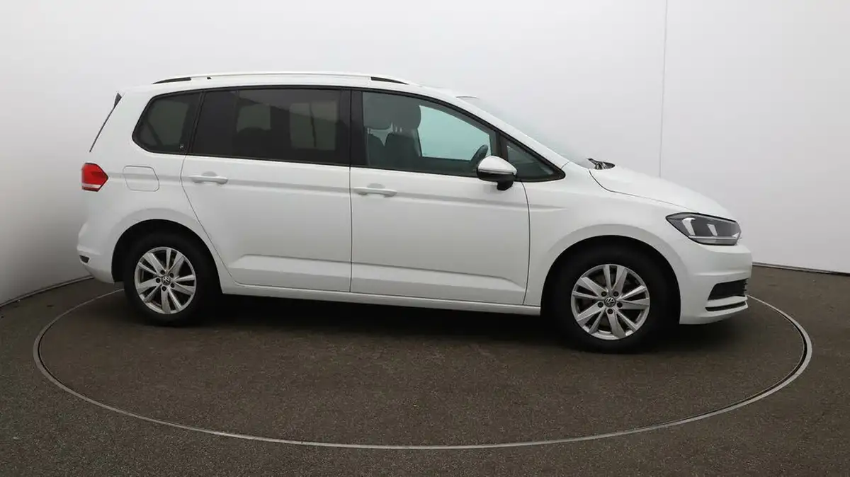 2020-volkswagen-touran-20tdi-se-family-115ps-dsg-big-43