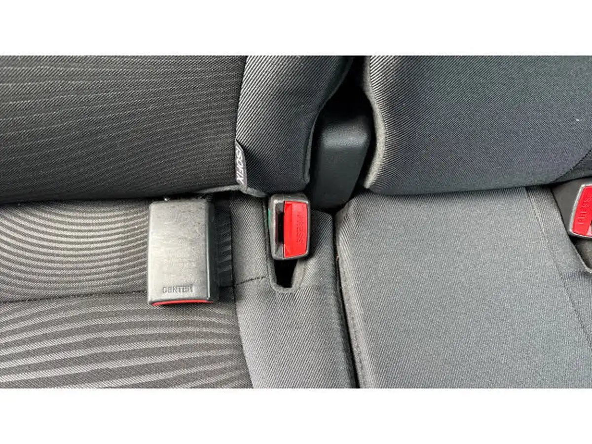 2019-hyundai-i10-10-se-67ps-big-16