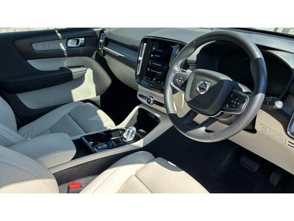 2022-volvo-xc40-15-t5-inscription-pro-big-4