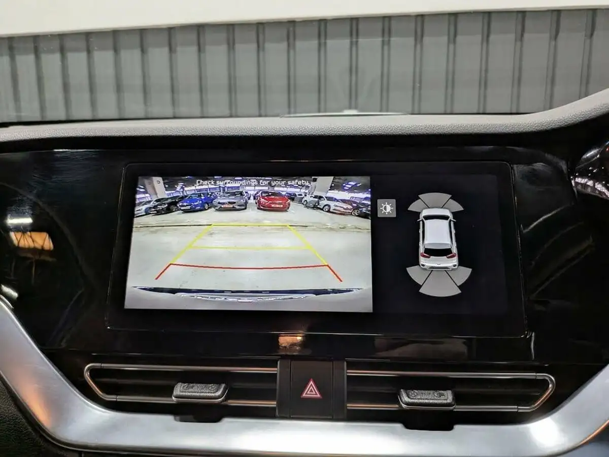2021-kia-e-niro-ev-3-big-16