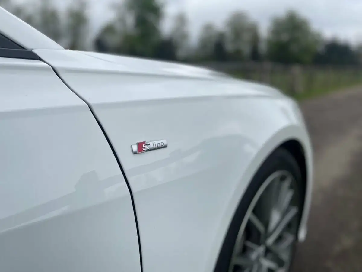 2019-audi-a6-avant-20-40-tdi-black-edition-big-3
