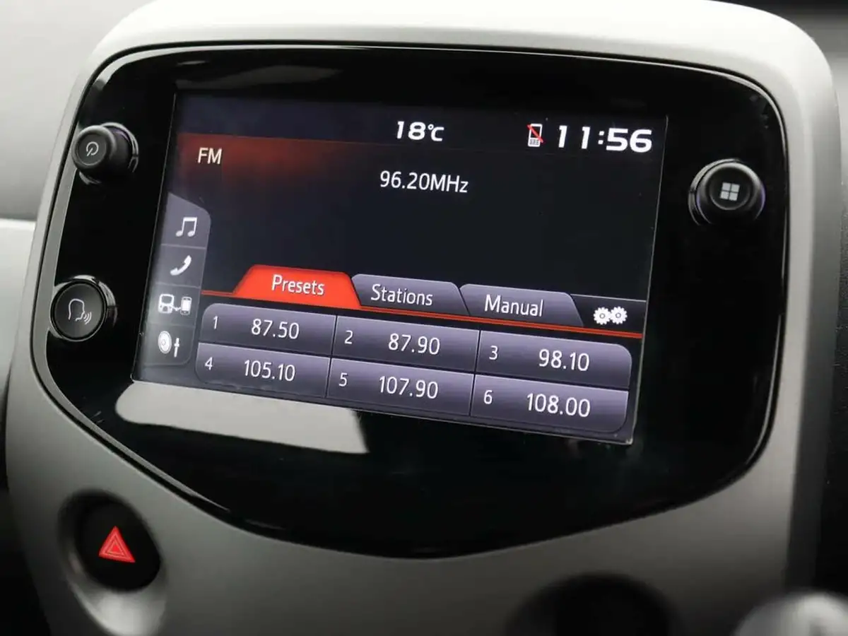 2020-toyota-aygo-10-vvt-i-x-trend-tss-big-11
