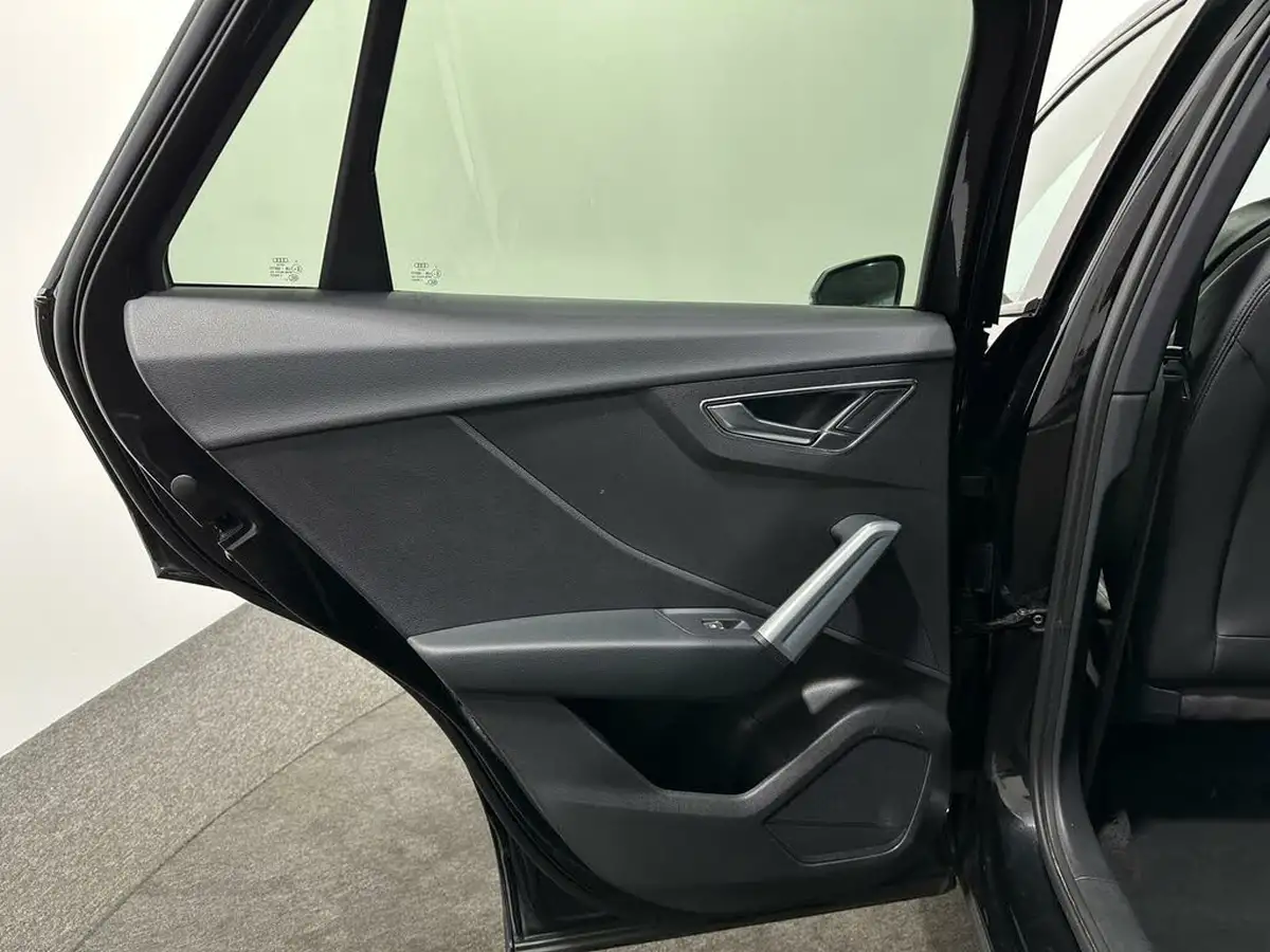 2017-audi-q2-16tdi-s-line-115ps-big-35