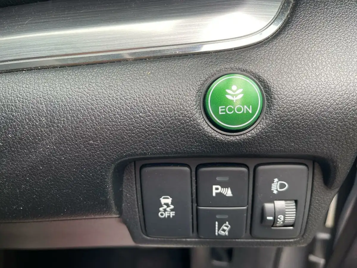 2016-honda-cr-v-16-i-dtec-se-honda-connect-with-navi-dasp-120ps-big-20