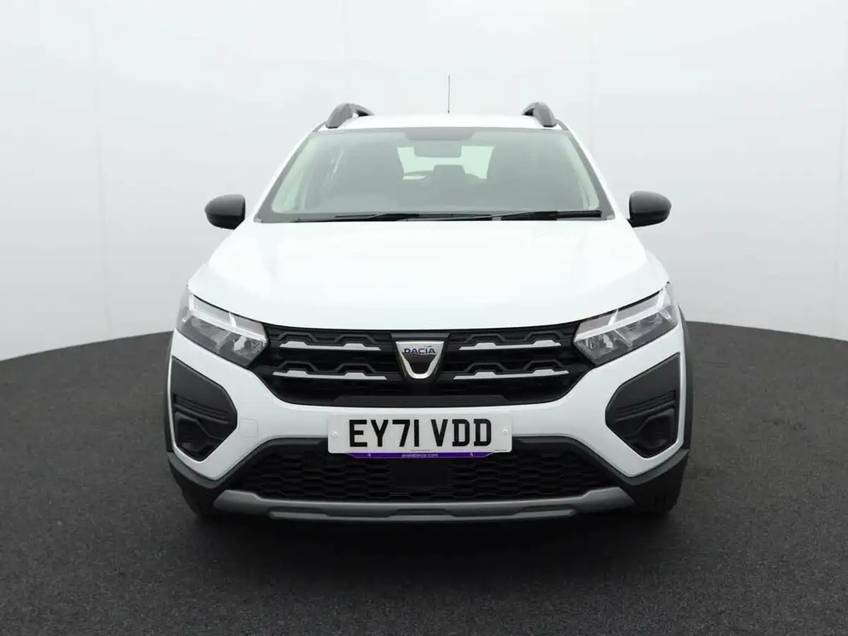 2021-dacia-sandero-stepway-10-tce-essential-90bhp-big-1
